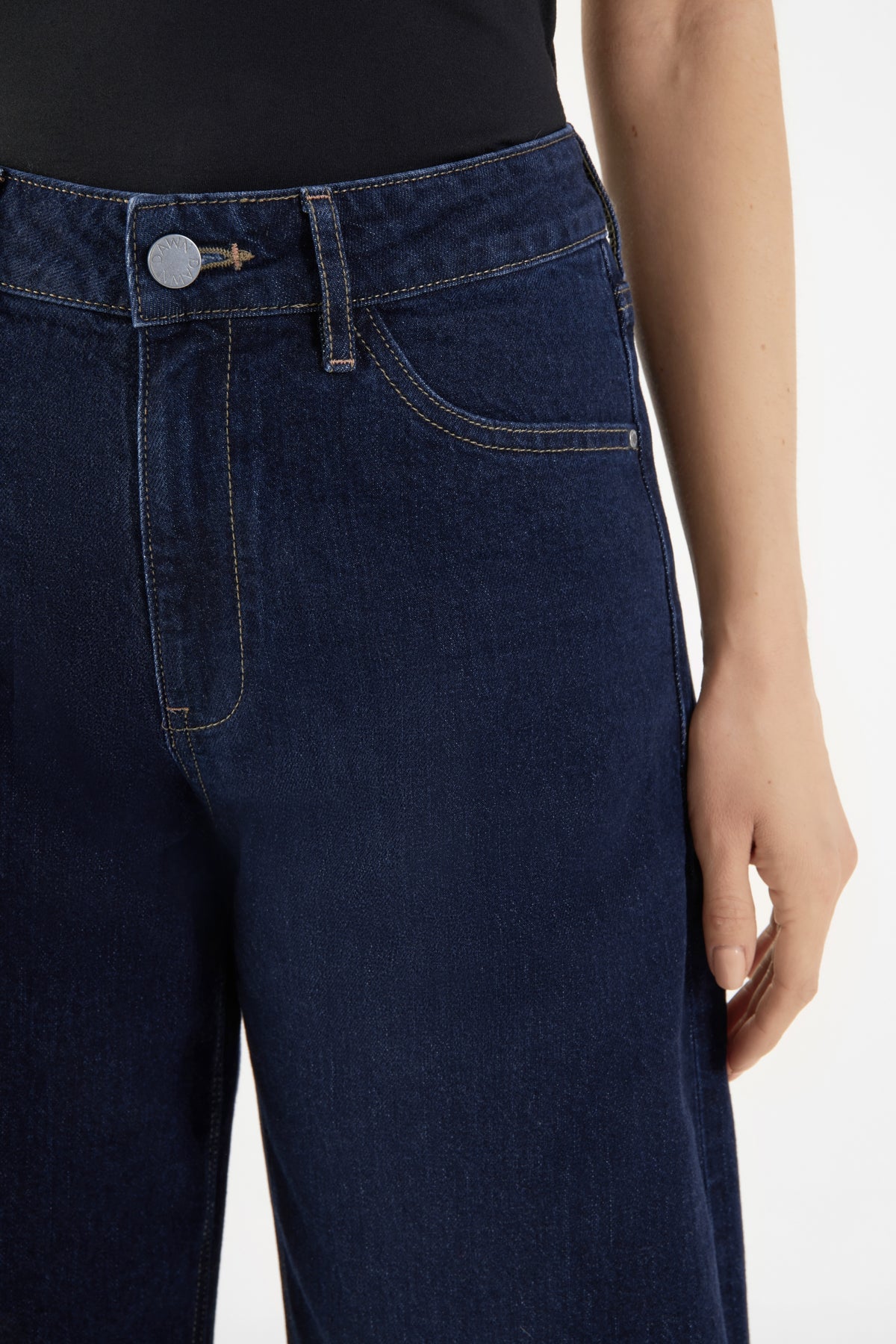 ASH Barrel Leg Soft Denim - O-Shape Jeans, Bleu foncé "Dark Blue"