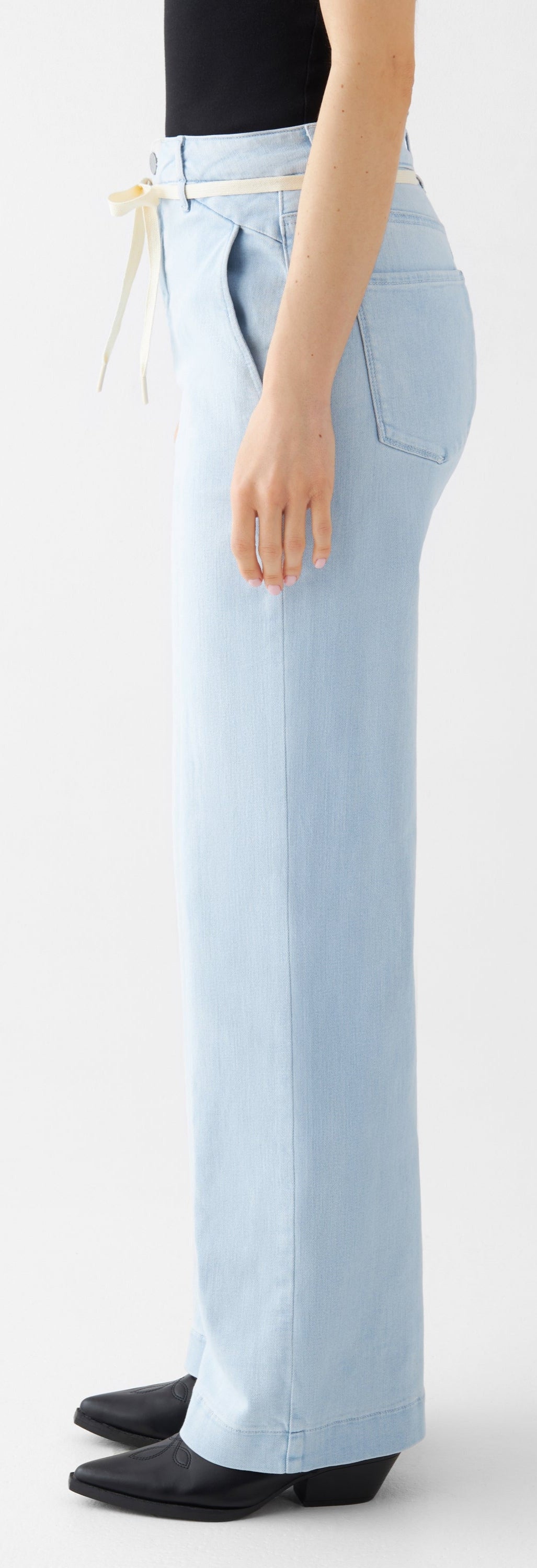 DEW Flared Soft Denim - French Pocket Jeans, Hellblau &quot;Bright Blue&quot;