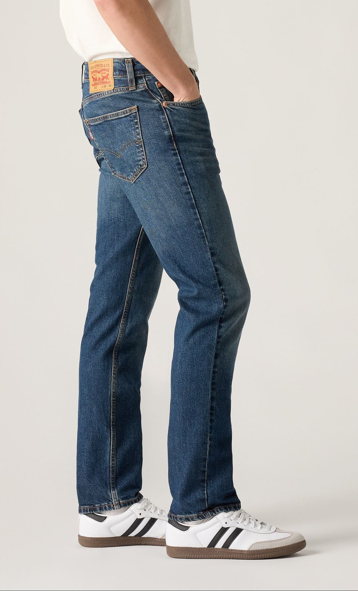 Levi's® 511™ Slim Jeans, Bleu moyen légèrement délavé "Take it from the top" 
